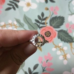 Nwot size 8 circle ring
